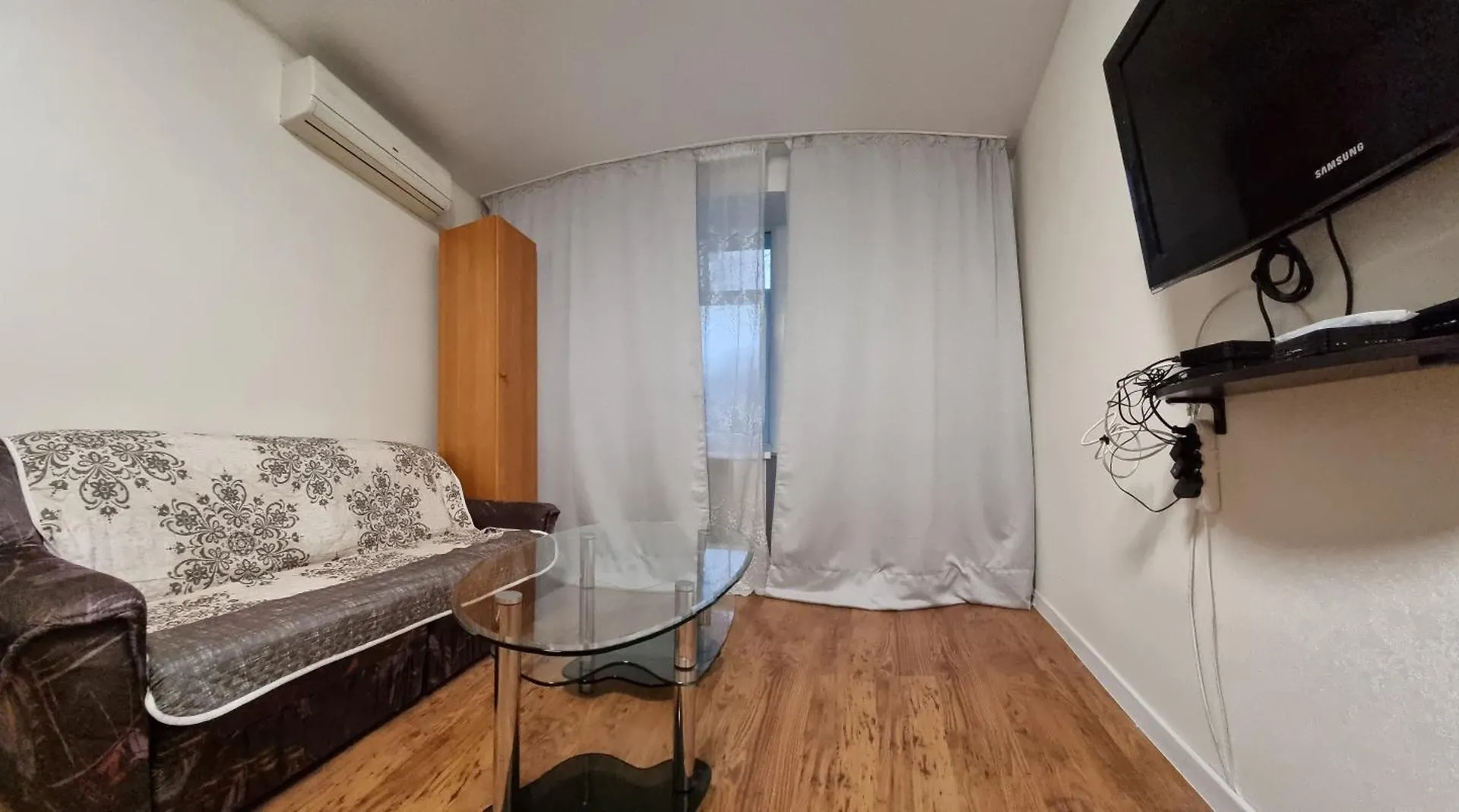 Apartment Rail Station, Охматдет, Второй Этаж Киев